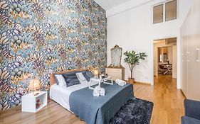 Ab Plus - Via Santo Stefano 62