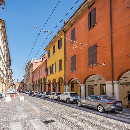 Ab Plus - Via Santo Stefano 62 Bologna Esterno foto